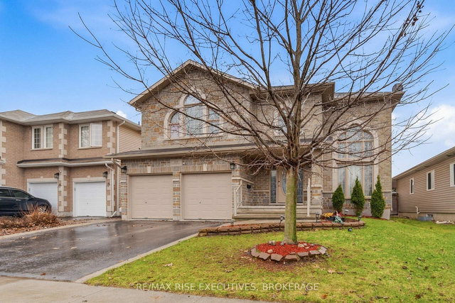 402 Cavendish Crescent