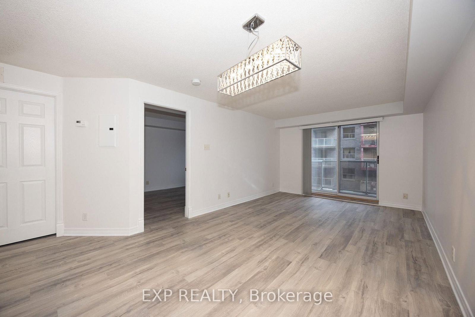 429 Somerset Street W, Unit 803 - Photo 13