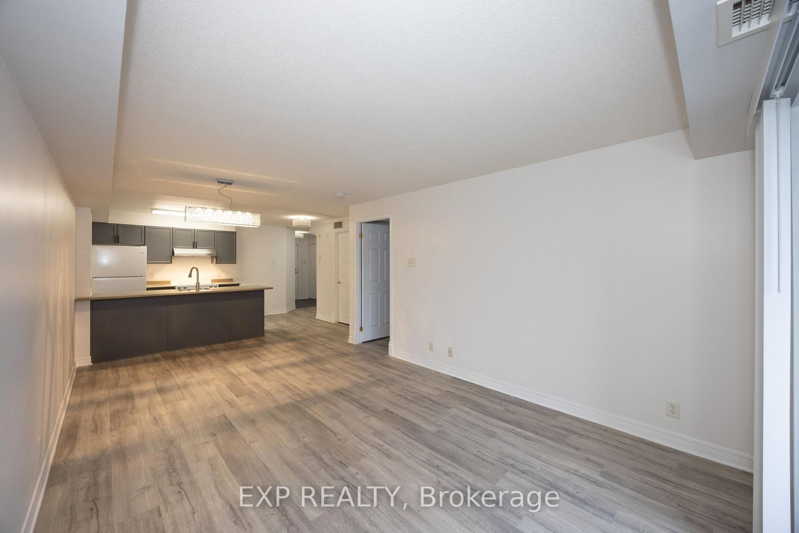 429 Somerset Street W, Unit 803 - Photo 15