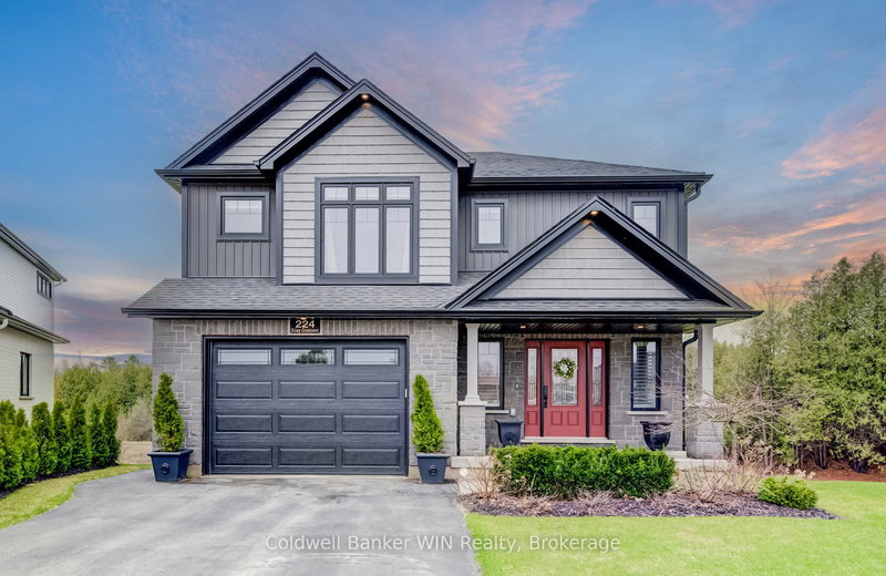 home for sale on 224 Djay Crescent