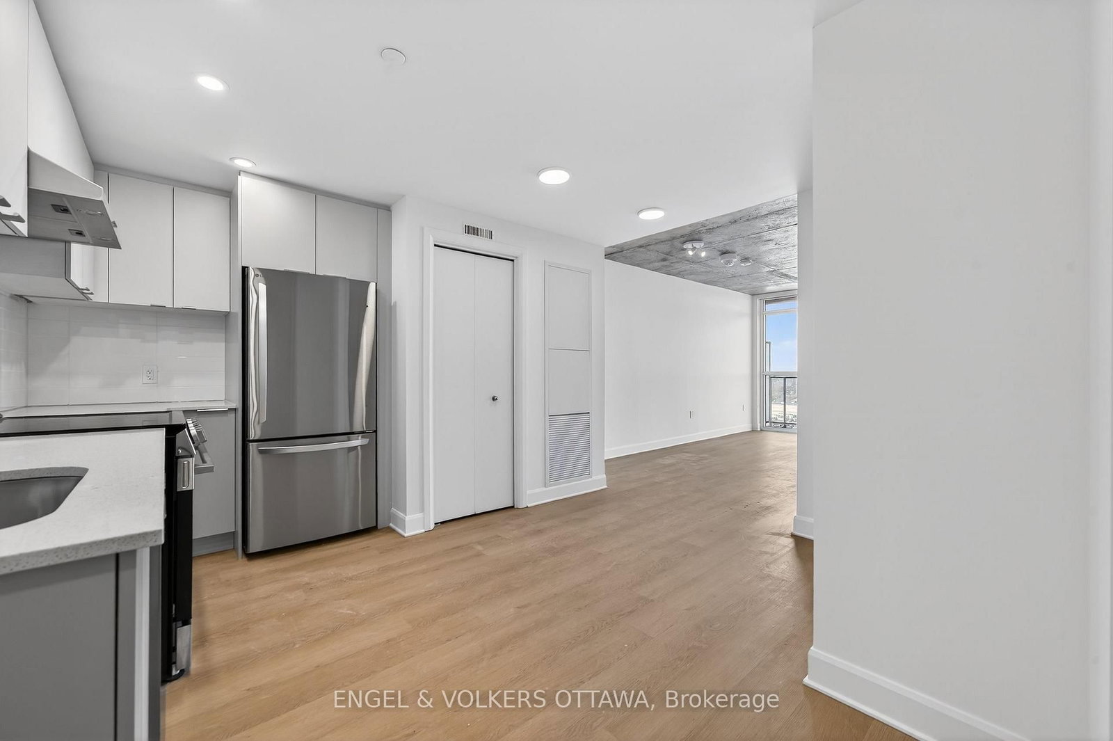 1360 Carling Avenue, Unit 1803 - Photo 2