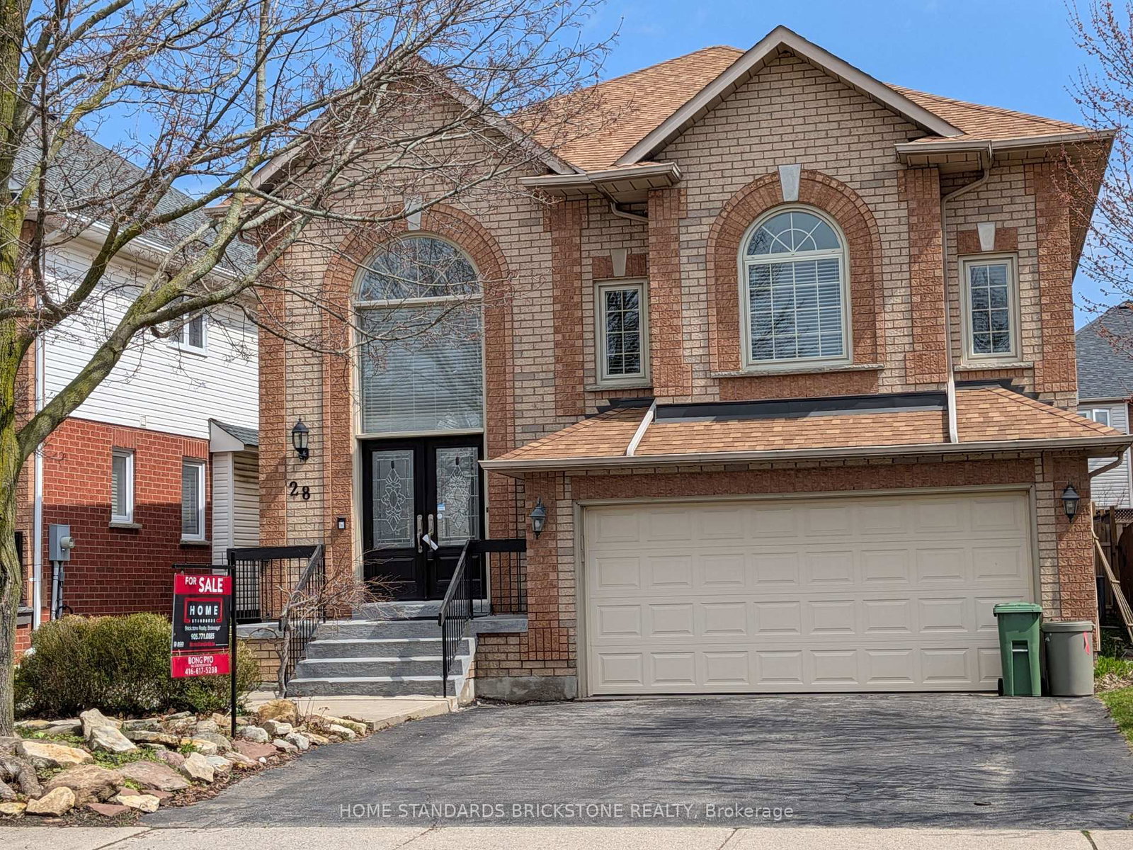 28 Brookhurst Crescent - Photo 2