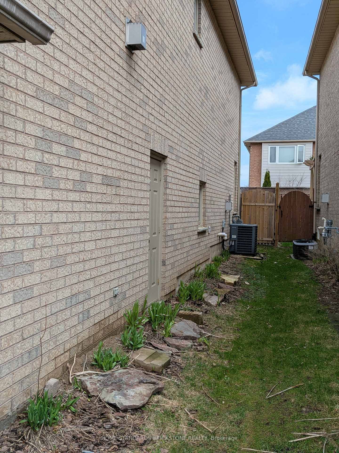 28 Brookhurst Crescent - Photo 39