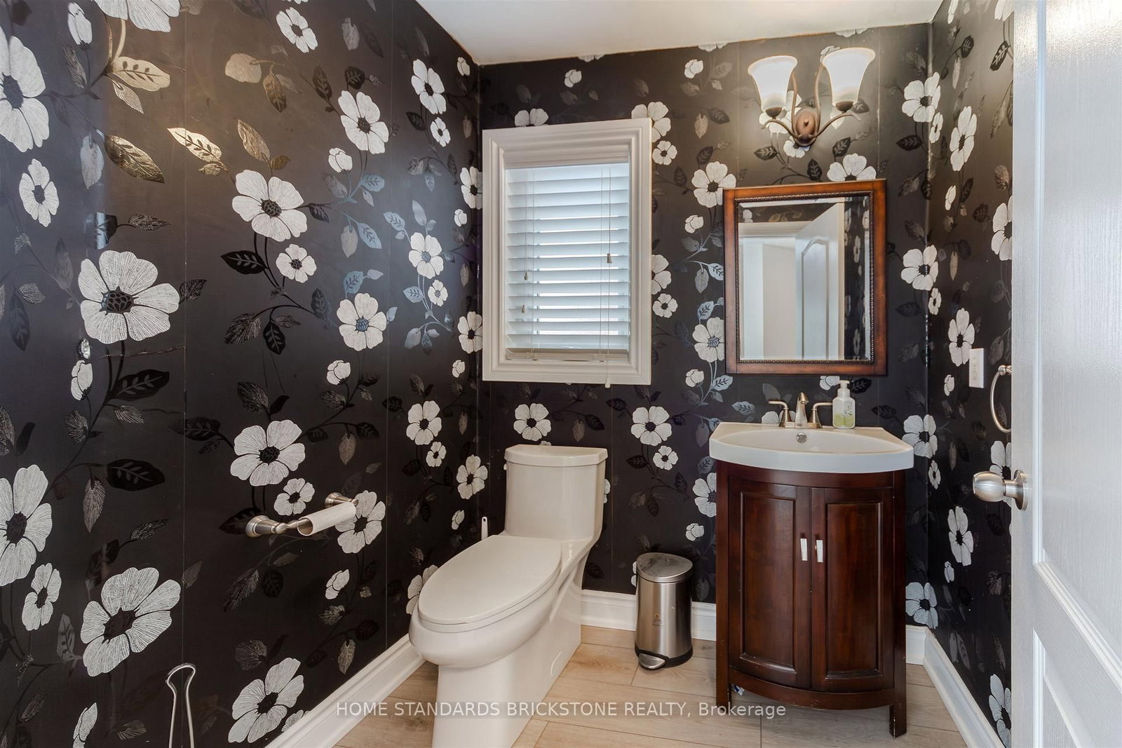 28 Brookhurst Crescent - Photo 6