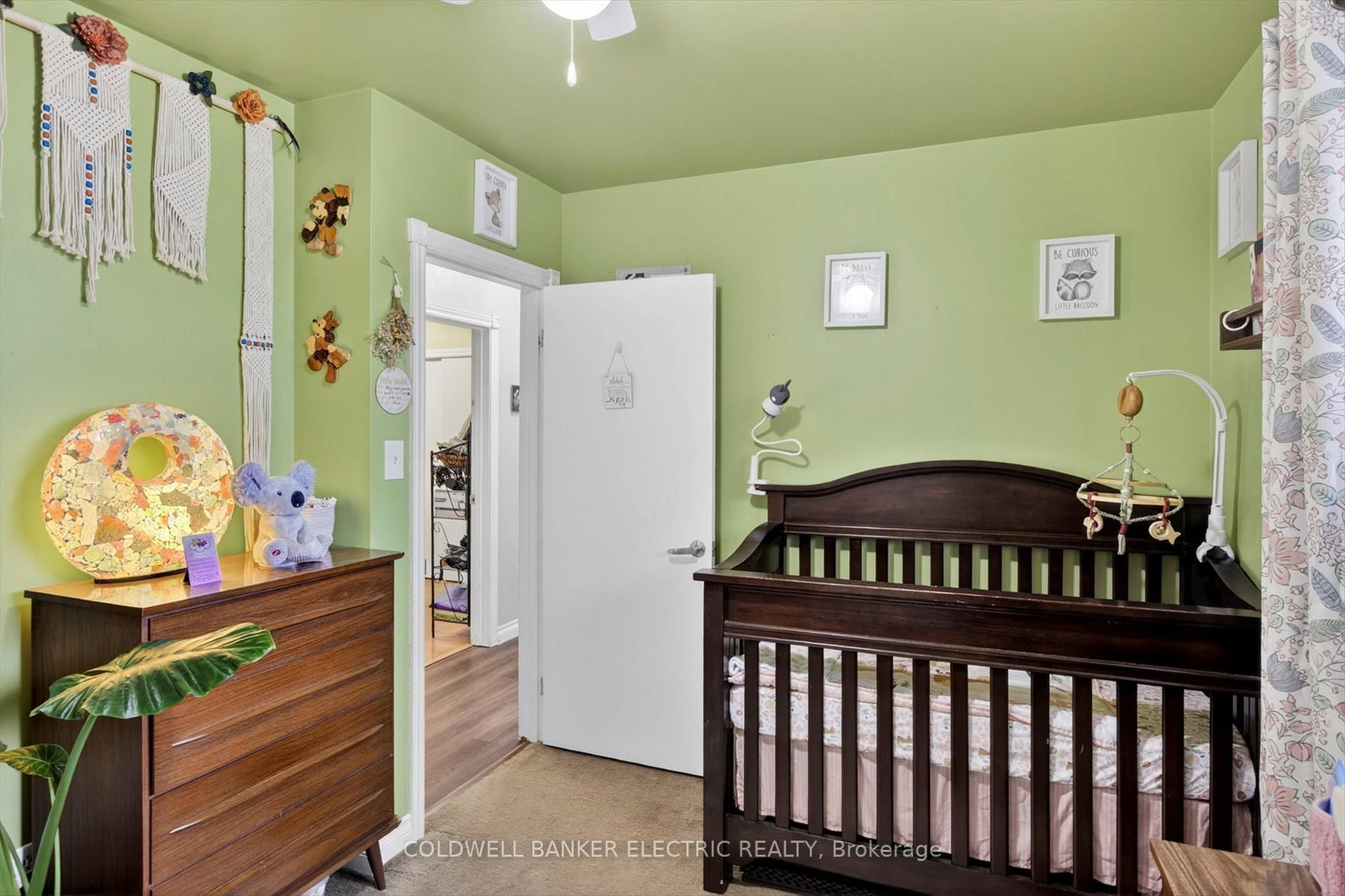 Detached House for sale at 250 Collison Crescent, Peterborough, Ontario, K9J 1A8 - Ashburnham Ward 4 - MLS: X13001214