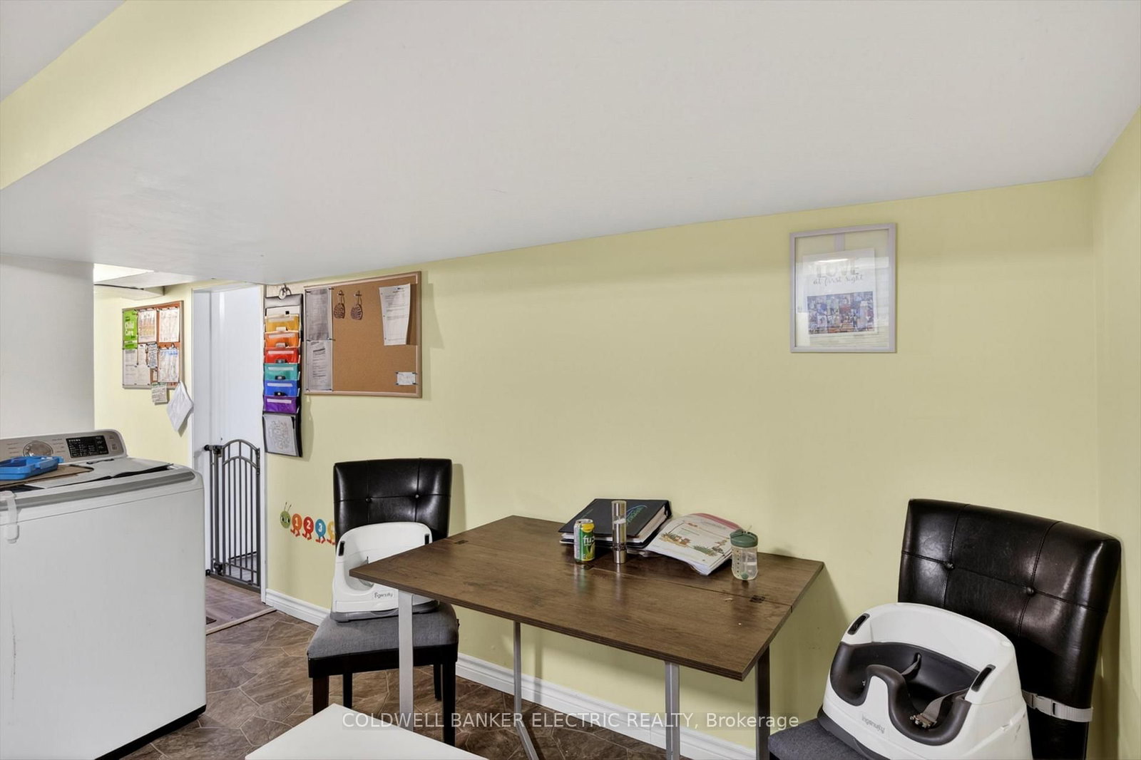 Detached House for sale at 250 Collison Crescent, Peterborough, Ontario, K9J 1A8 - Ashburnham Ward 4 - MLS: X13001214