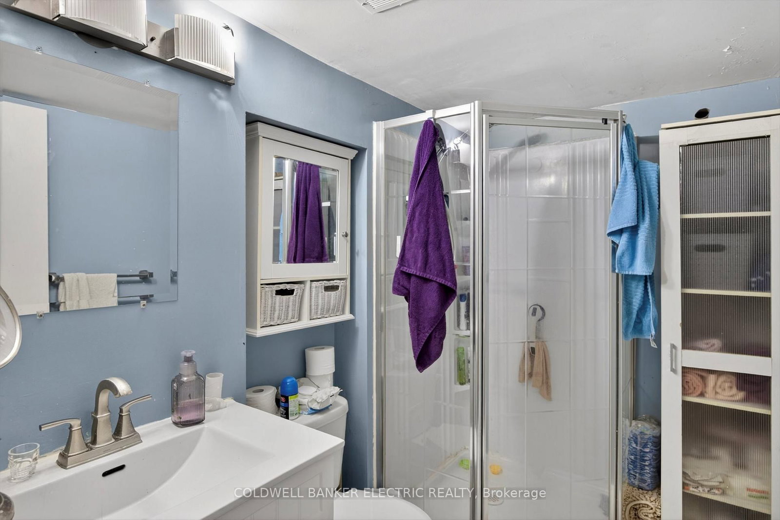 Detached House for sale at 250 Collison Crescent, Peterborough, Ontario, K9J 1A8 - Ashburnham Ward 4 - MLS: X13001214