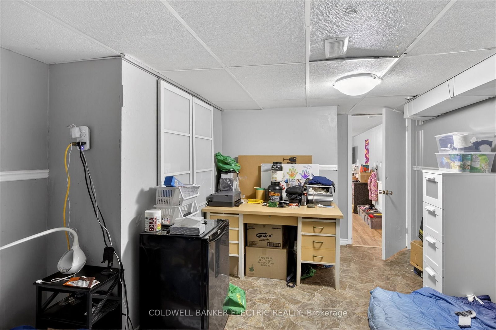 Detached House for sale at 250 Collison Crescent, Peterborough, Ontario, K9J 1A8 - Ashburnham Ward 4 - MLS: X13001214