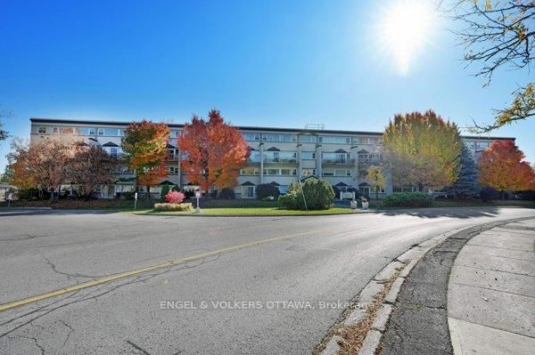 216 - 12 Corkstown Rd, Ottawa, K2H 5B3 | Image 3