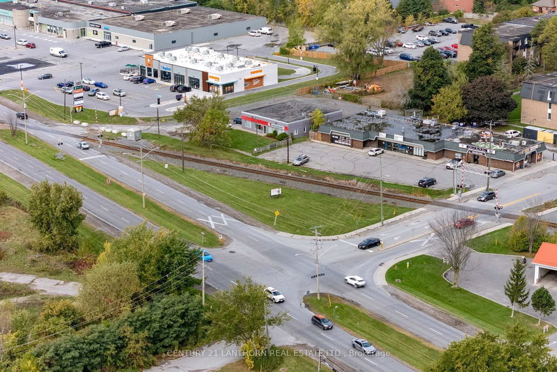 640 Dundas St E, Belleville, K8N 1G7 | Image 2