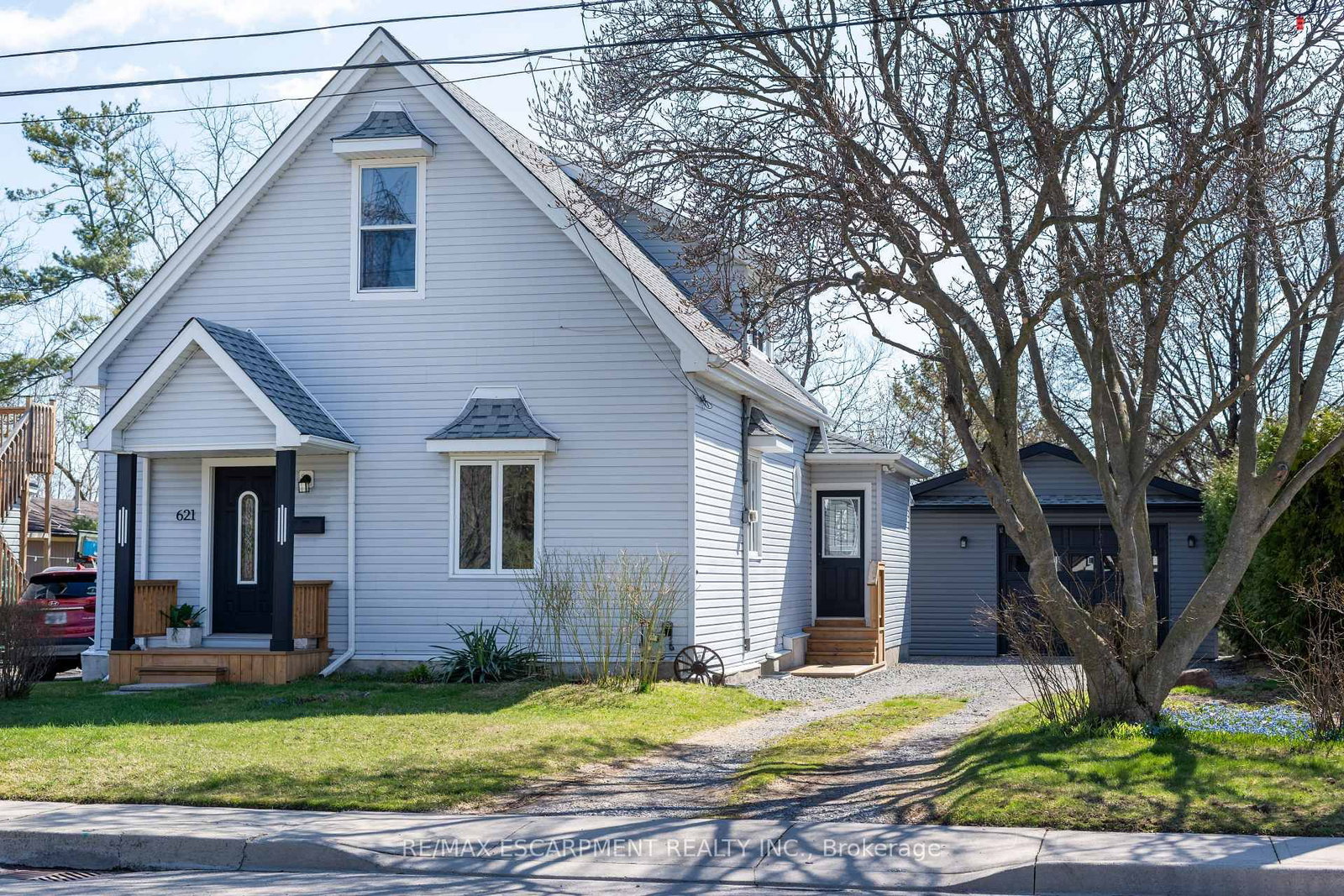 Detached House for sale at 621 Rosseau Road, Hamilton, Ontario, L8K 4T9 - Rosedale - MLS: X13001298