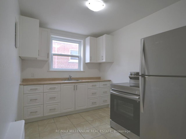 1 - 141 Borden Avenue