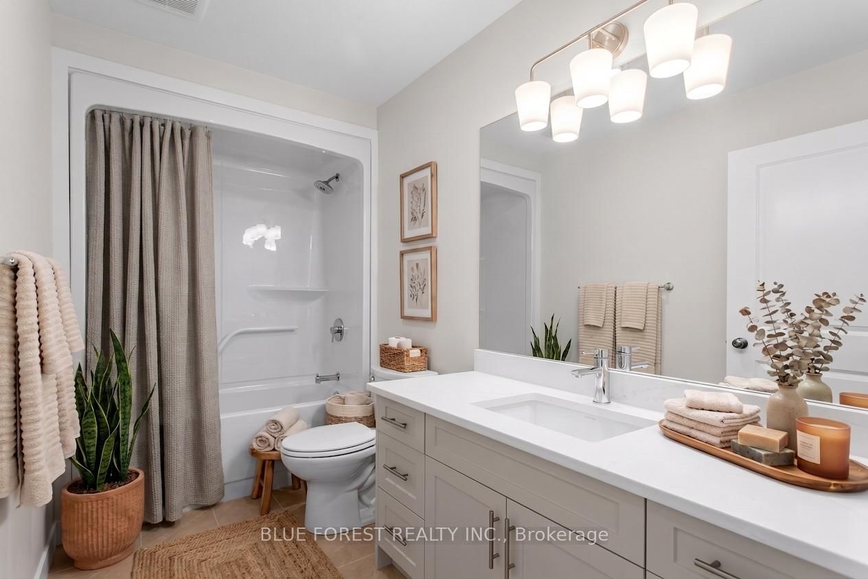 247 McTavish Street • Strathroy-Caradoc, ON photo 35
