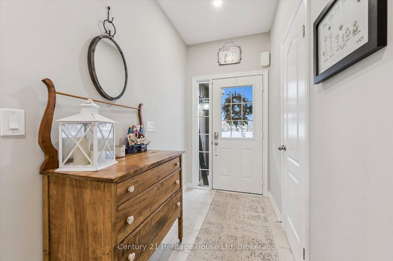 73 Courtney St, Centre Wellington, N1M 0E5 | Image 3