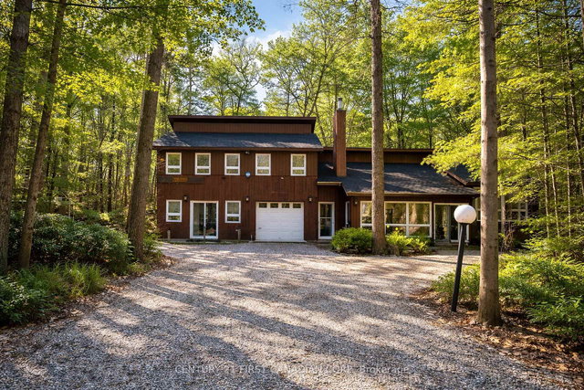 10277 Grand Oaks Drive