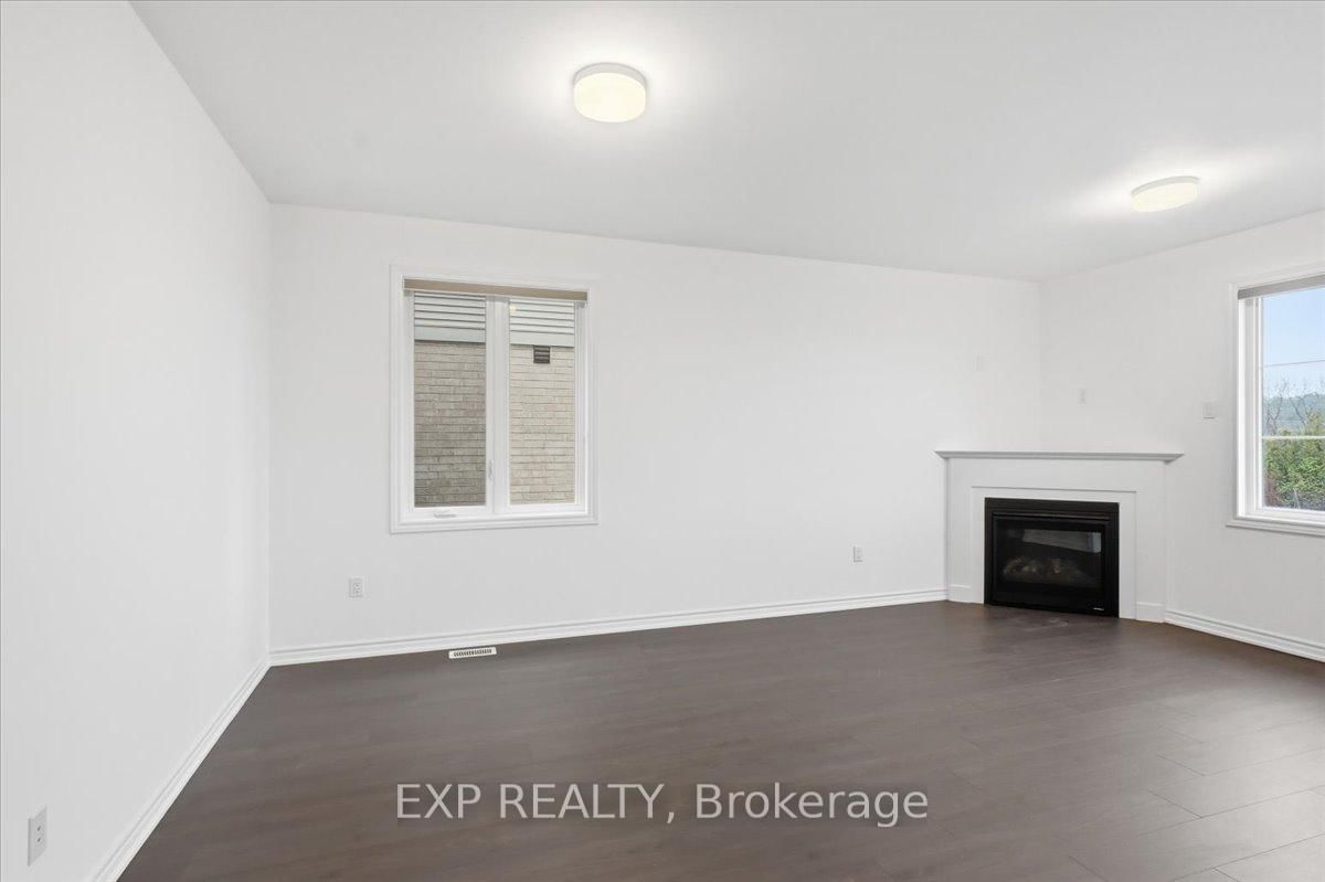 448 Trevor Street - Photo 12