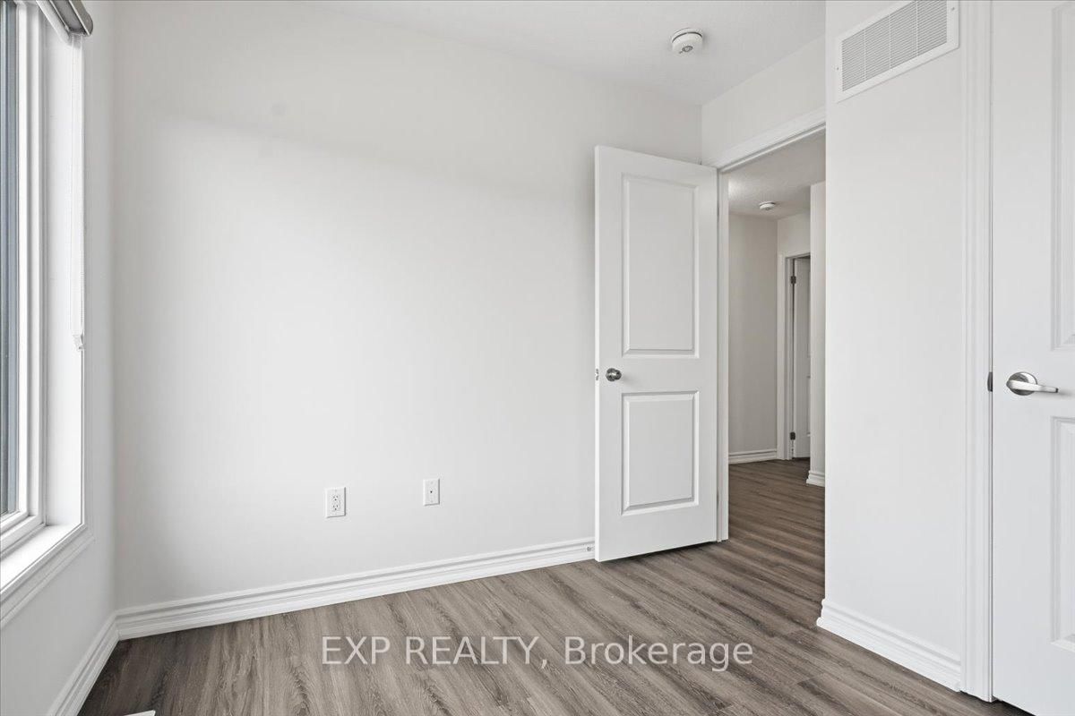 448 Trevor Street - Photo 15