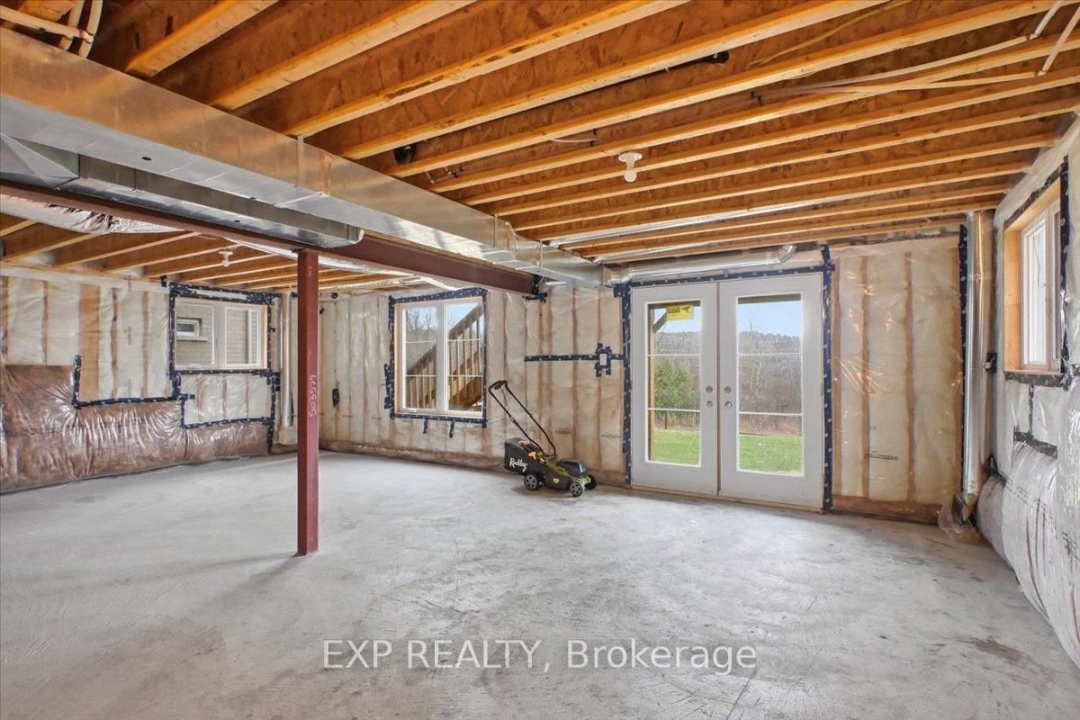 448 Trevor Street - Photo 26