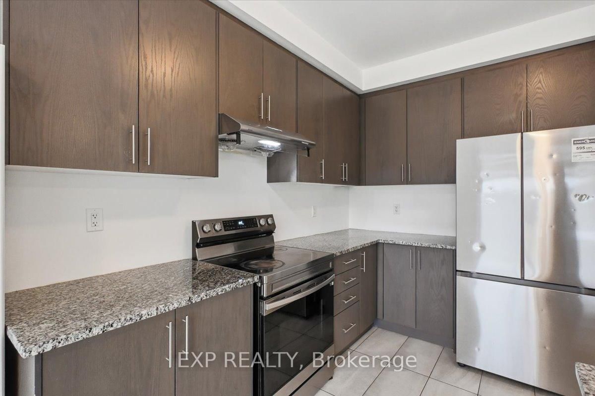 448 Trevor Street - Photo 7