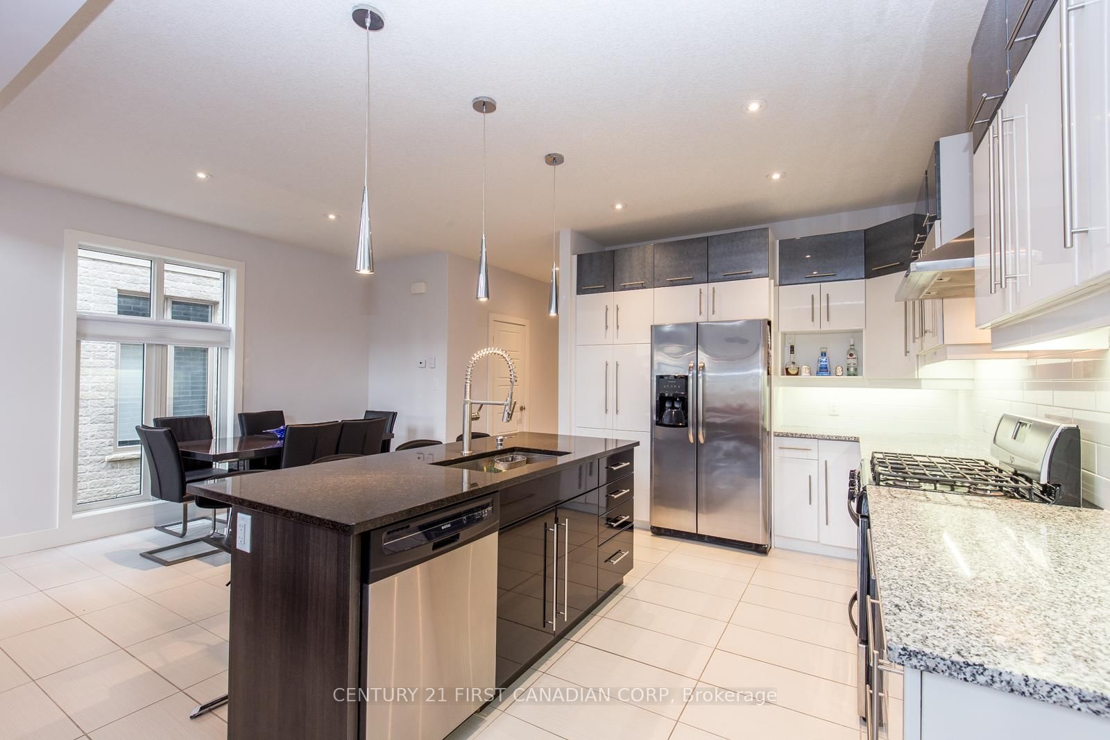 962 Moy Crescent - Photo 11