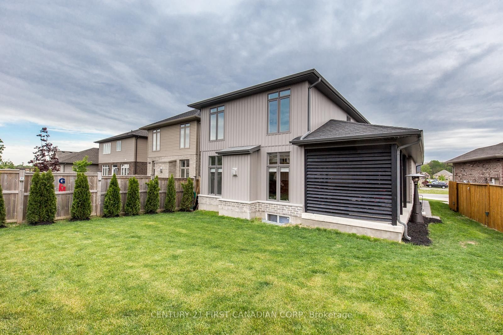 962 Moy Crescent - Photo 32