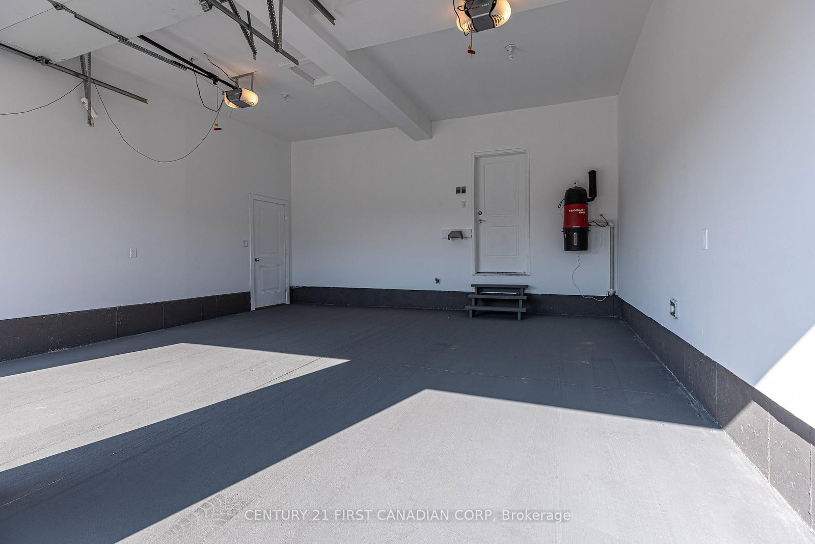 962 Moy Crescent - Photo 34