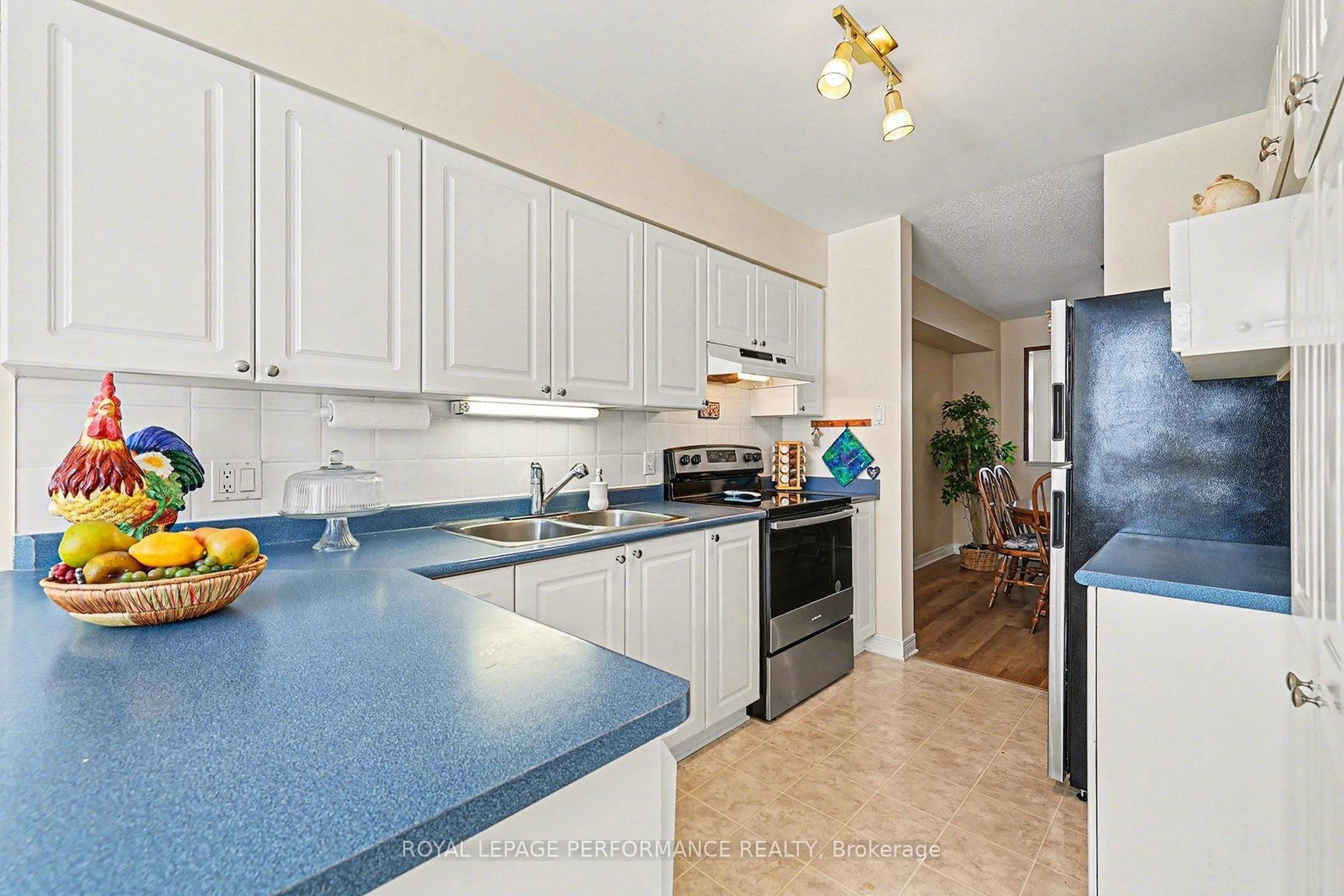 Townhouse for sale at 214 Windhurst Drive, Ottawa, Ontario, K2G 6H9 - Barrhaven East - MLS: X13001546