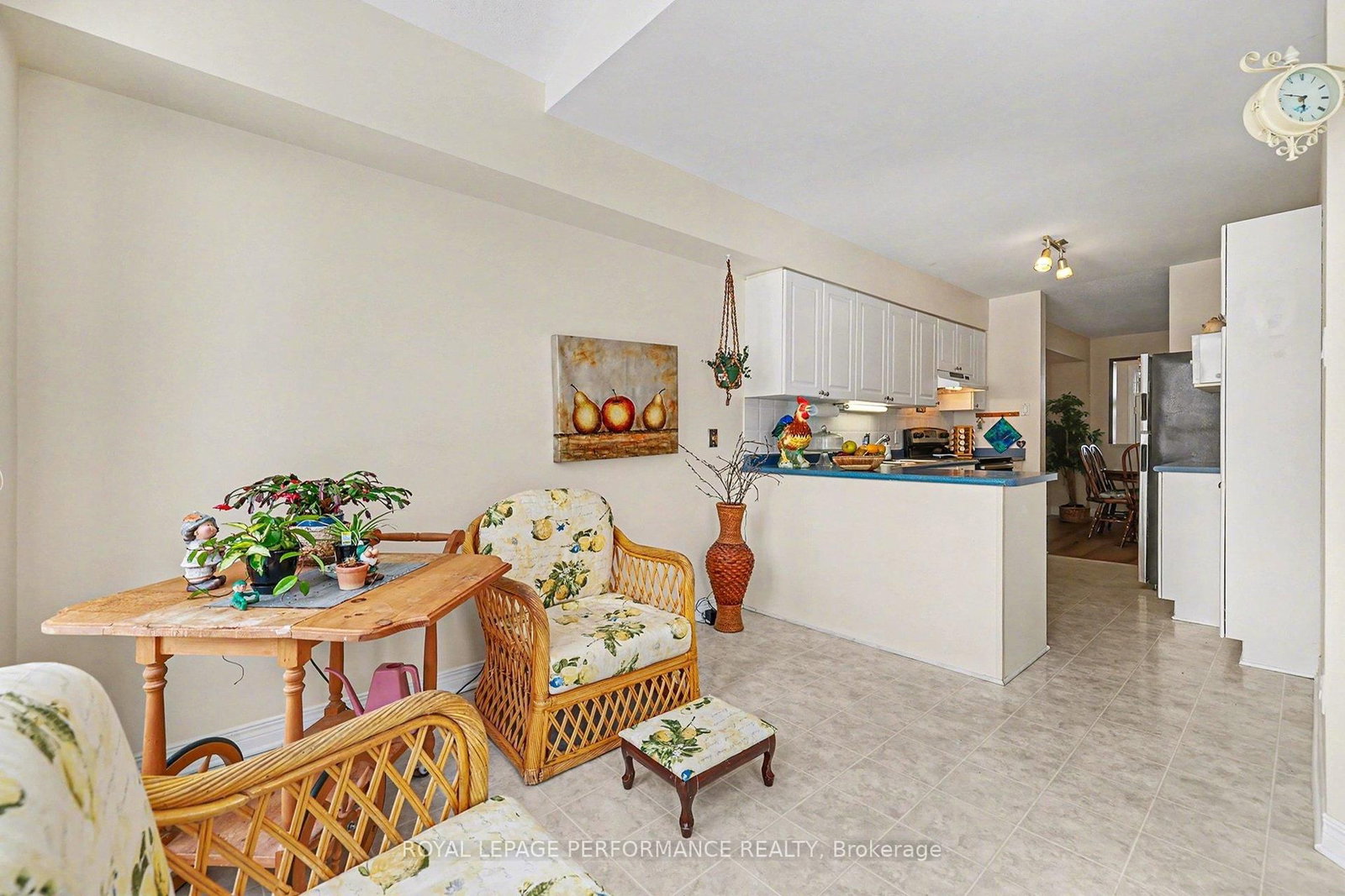 Townhouse for sale at 214 Windhurst Drive, Ottawa, Ontario, K2G 6H9 - Barrhaven East - MLS: X13001546