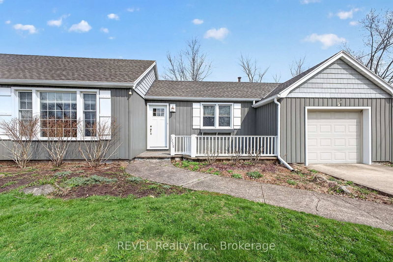 1258 Phillips St, Fort Erie, L2A 3B7 | Image 3