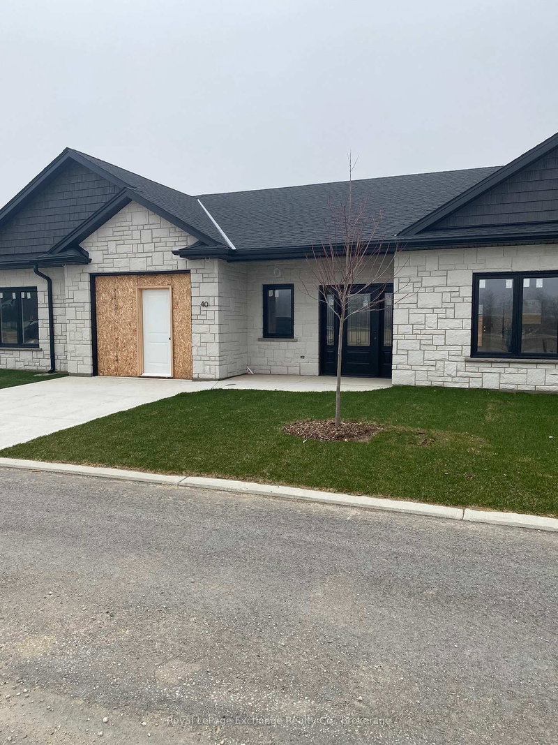 home for sale on 40-1071 Waterloo Street N