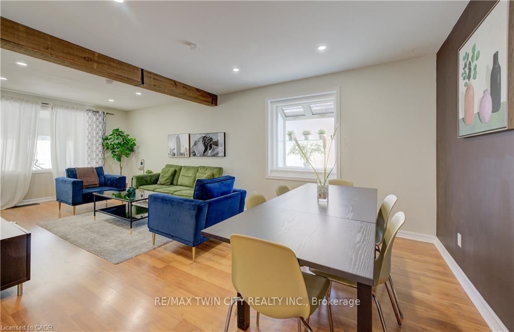 350 Victoria Street S - Photo 5