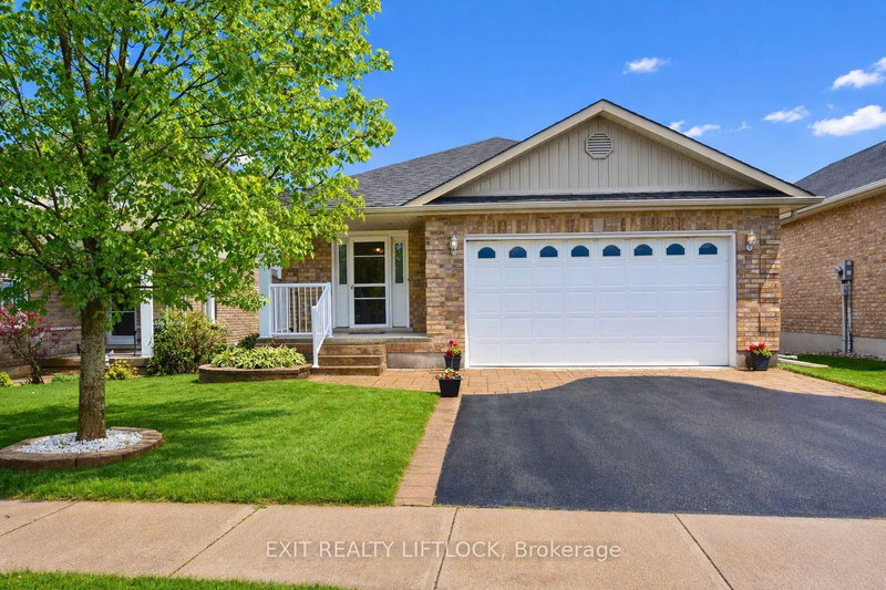 home for sale on 1724 Glenforest Boulevard