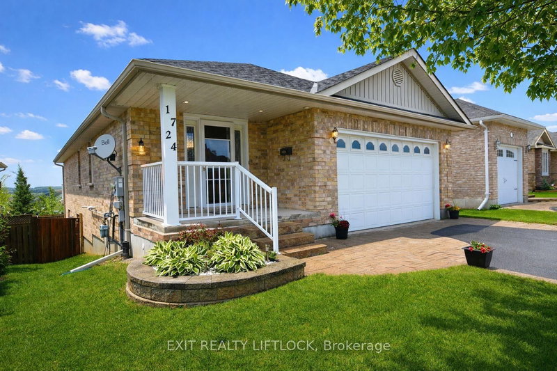 1724 Glenforest Blvd, Peterborough, K9K 2P5 | Image 2