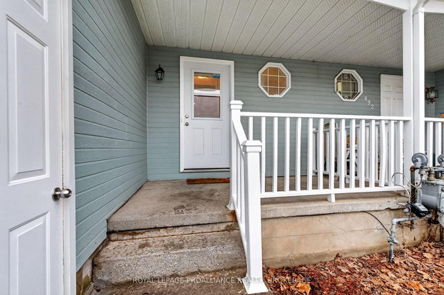 894 Littlestone Crescent