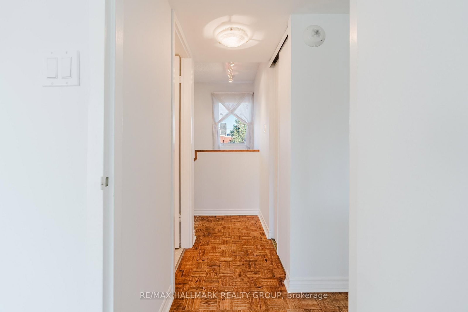 300 Queen Elizabeth Drive, Unit TH2 - Photo 18