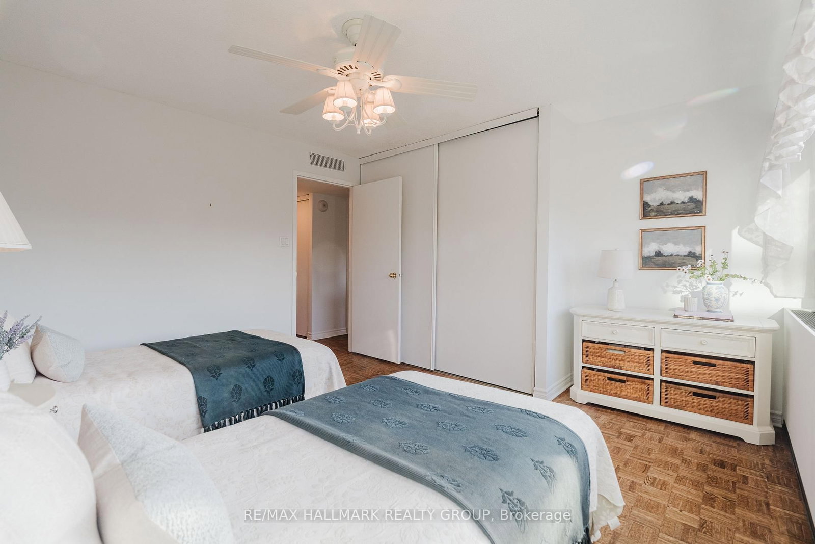 300 Queen Elizabeth Drive, Unit TH2 - Photo 20