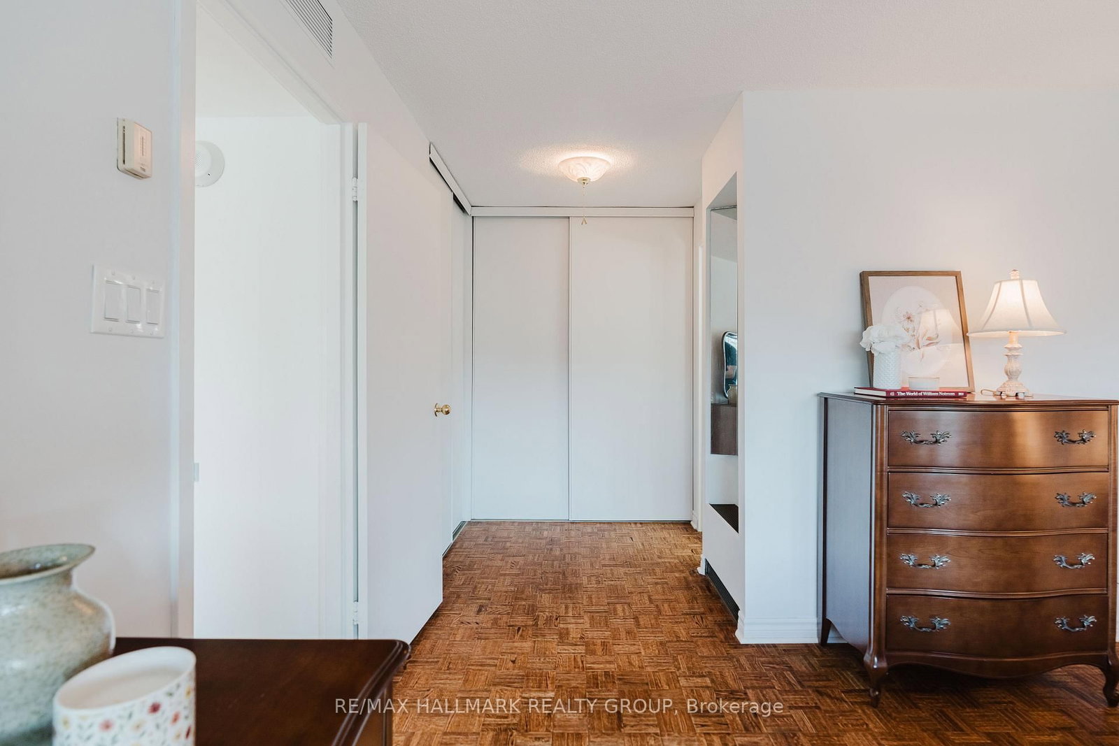 300 Queen Elizabeth Drive, Unit TH2 - Photo 28