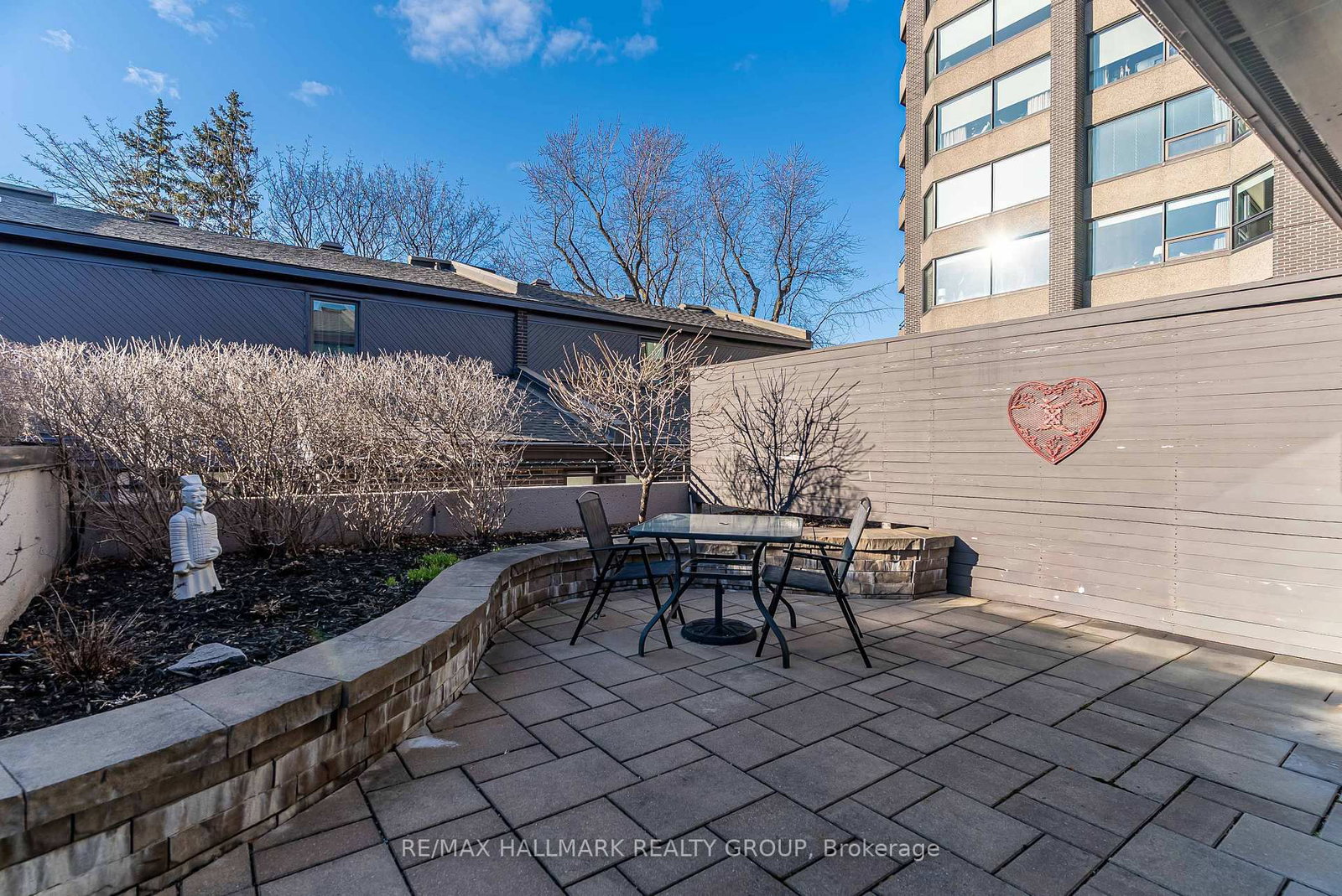 300 Queen Elizabeth Drive, Unit TH2 - Photo 34