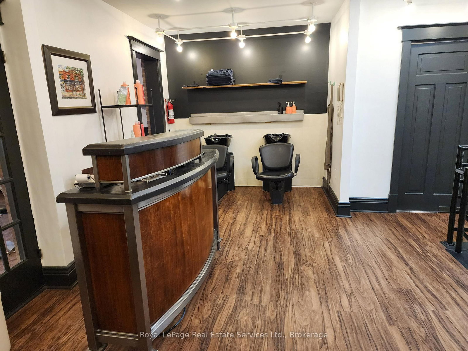 992 King Street W - Photo 3