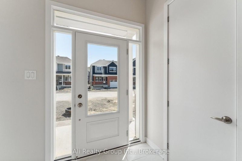 309 Falsetto St, Orleans, K1W 0S5 | Image 3