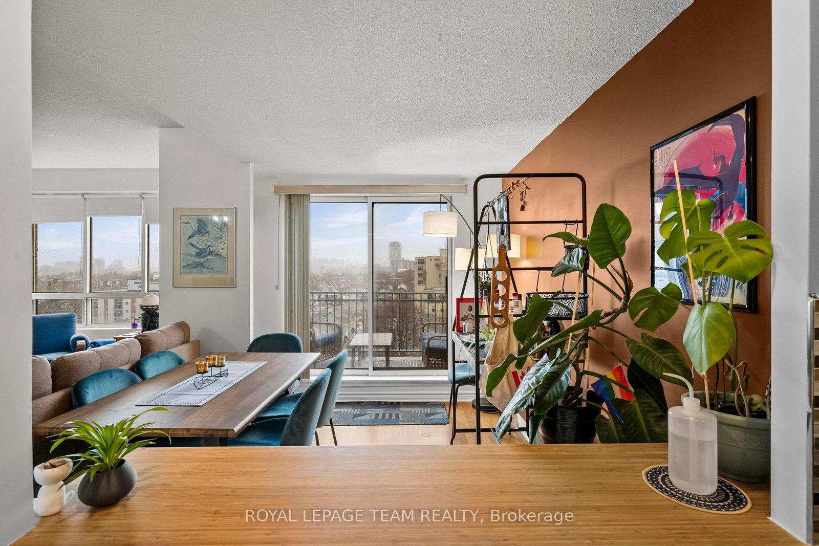 45 Holland Avenue, Unit 902 - Photo 12