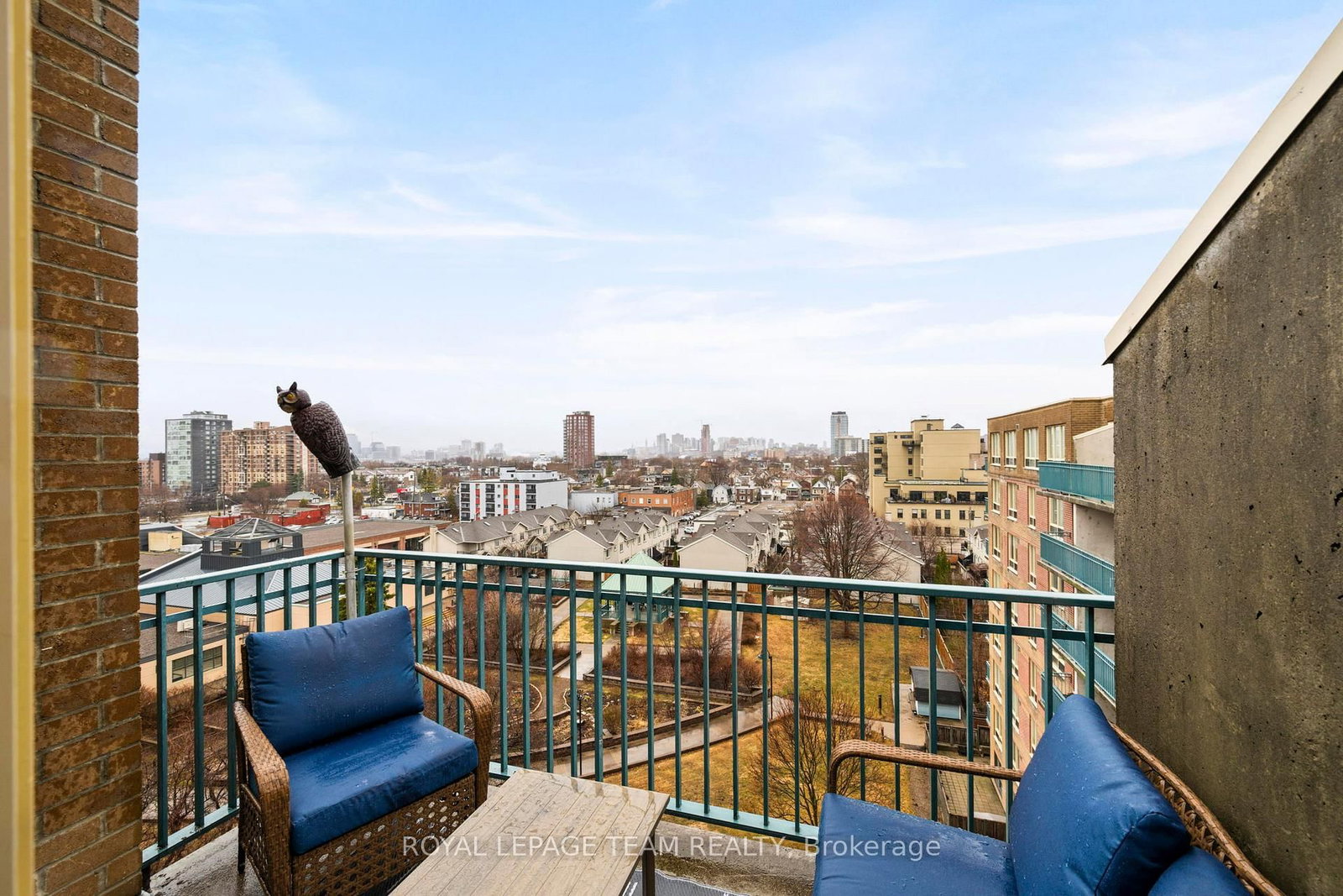 45 Holland Avenue, Unit 902 - Photo 24