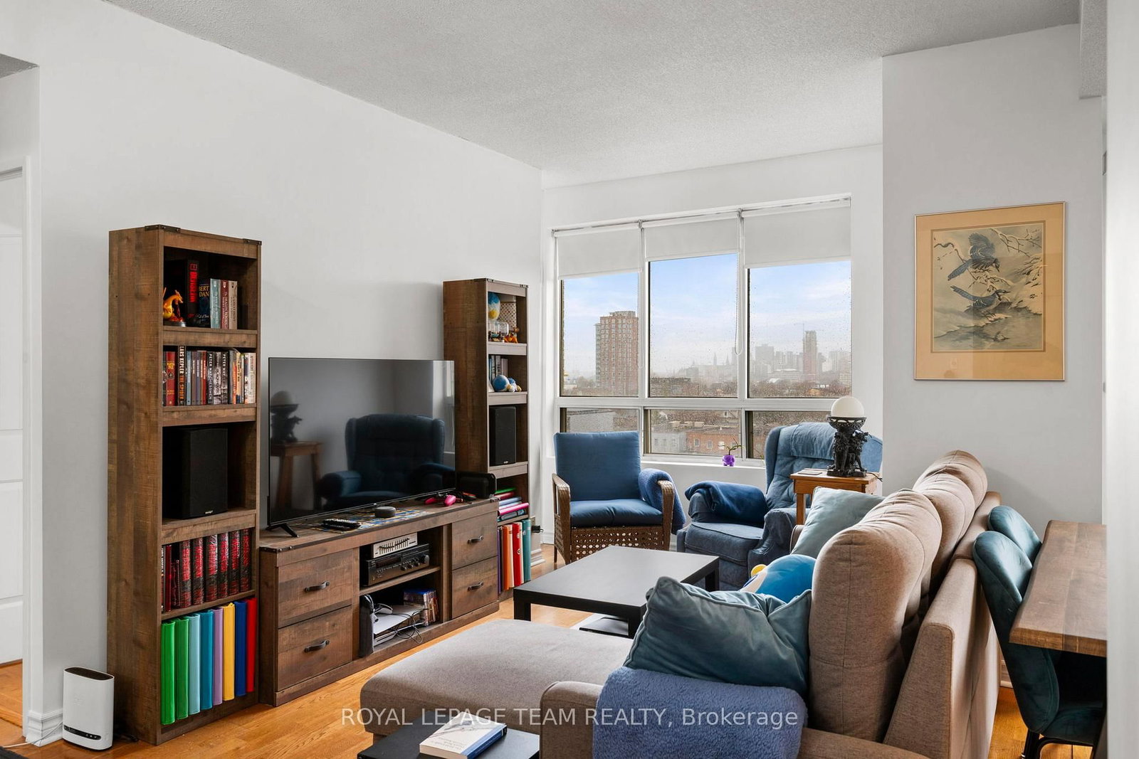 45 Holland Avenue, Unit 902 - Photo 8