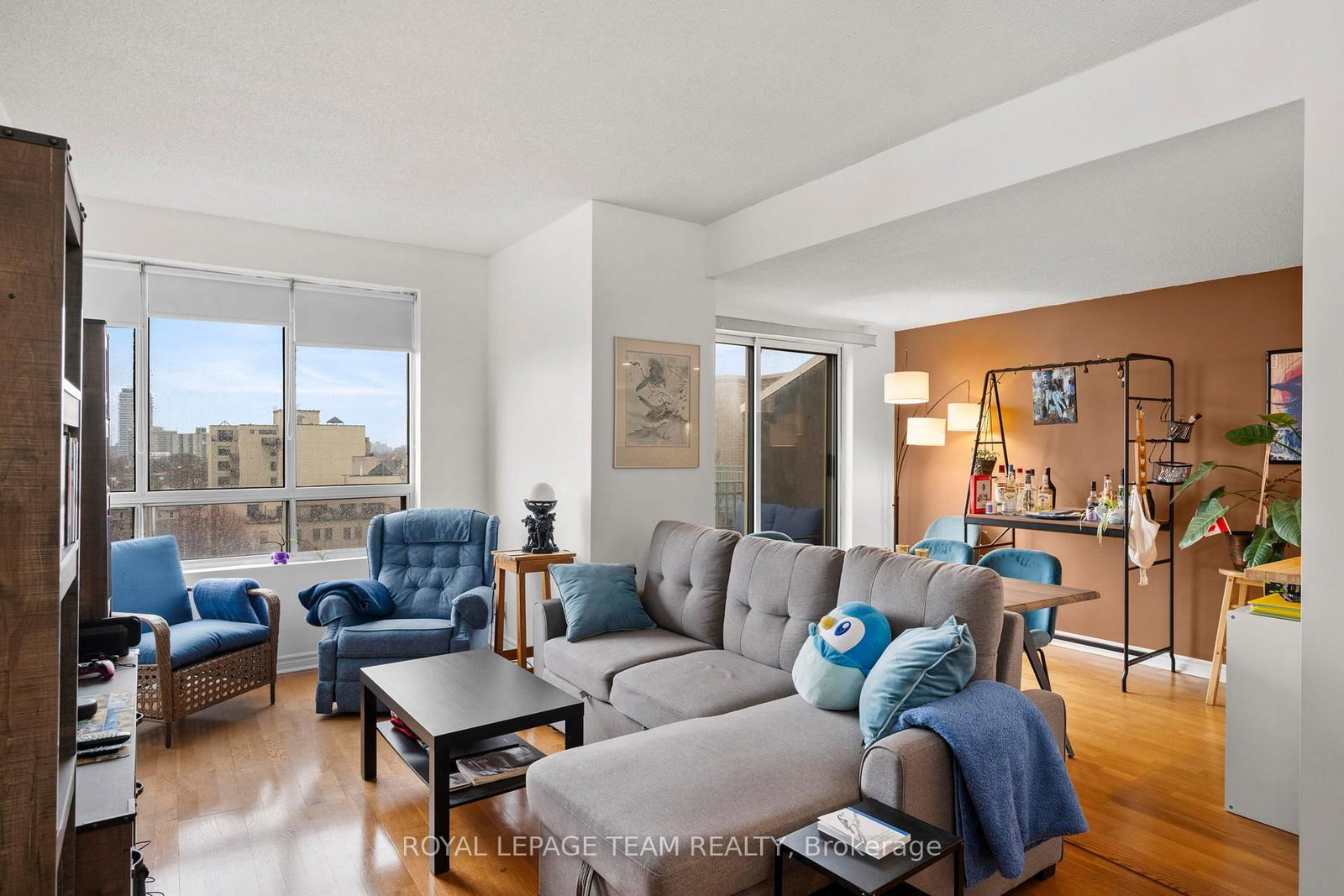 45 Holland Avenue, Unit 902 - Photo 9