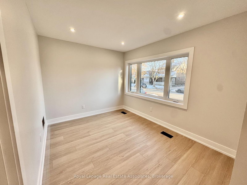 Unit 1 - 246 Marlborough St, Brantford, N3S 4T3 | Image 3