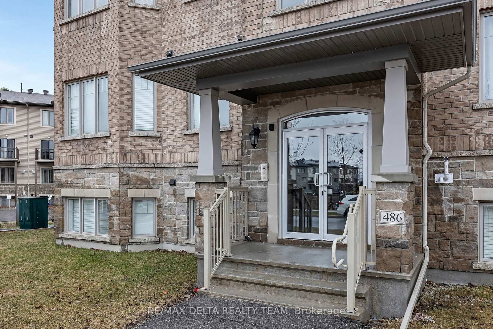 486 Via Verona Avenue, Unit 7 - Photo 2