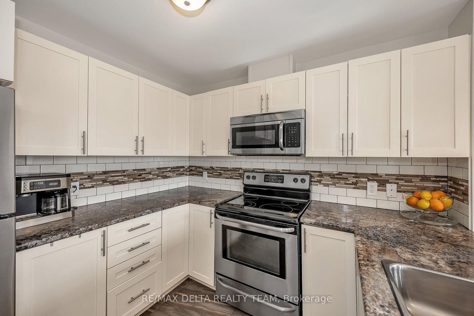 486 Via Verona Avenue, Unit 7 - Photo 6