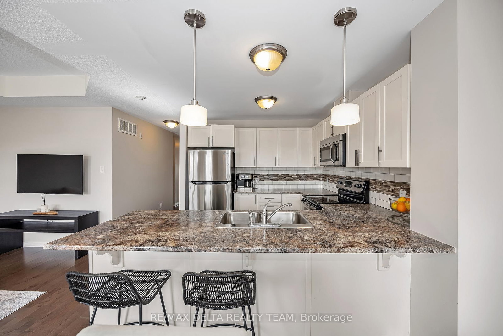 486 Via Verona Avenue, Unit 7 - Photo 7