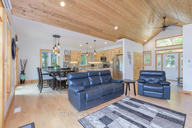 149 JOHN BUCHLER Road • Georgian Bay, ON photo 14