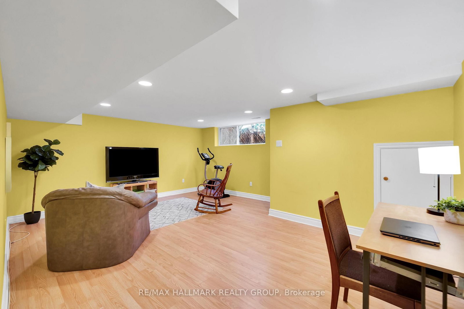 448 Brennan Avenue - Photo 24